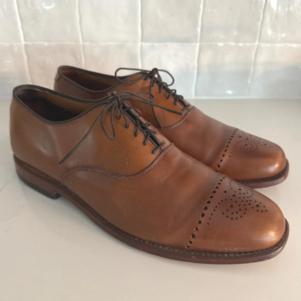Allen Edmonds Dryden Oxford Men 11 Tan Leather Medallion Cap Toe Brogue Dress